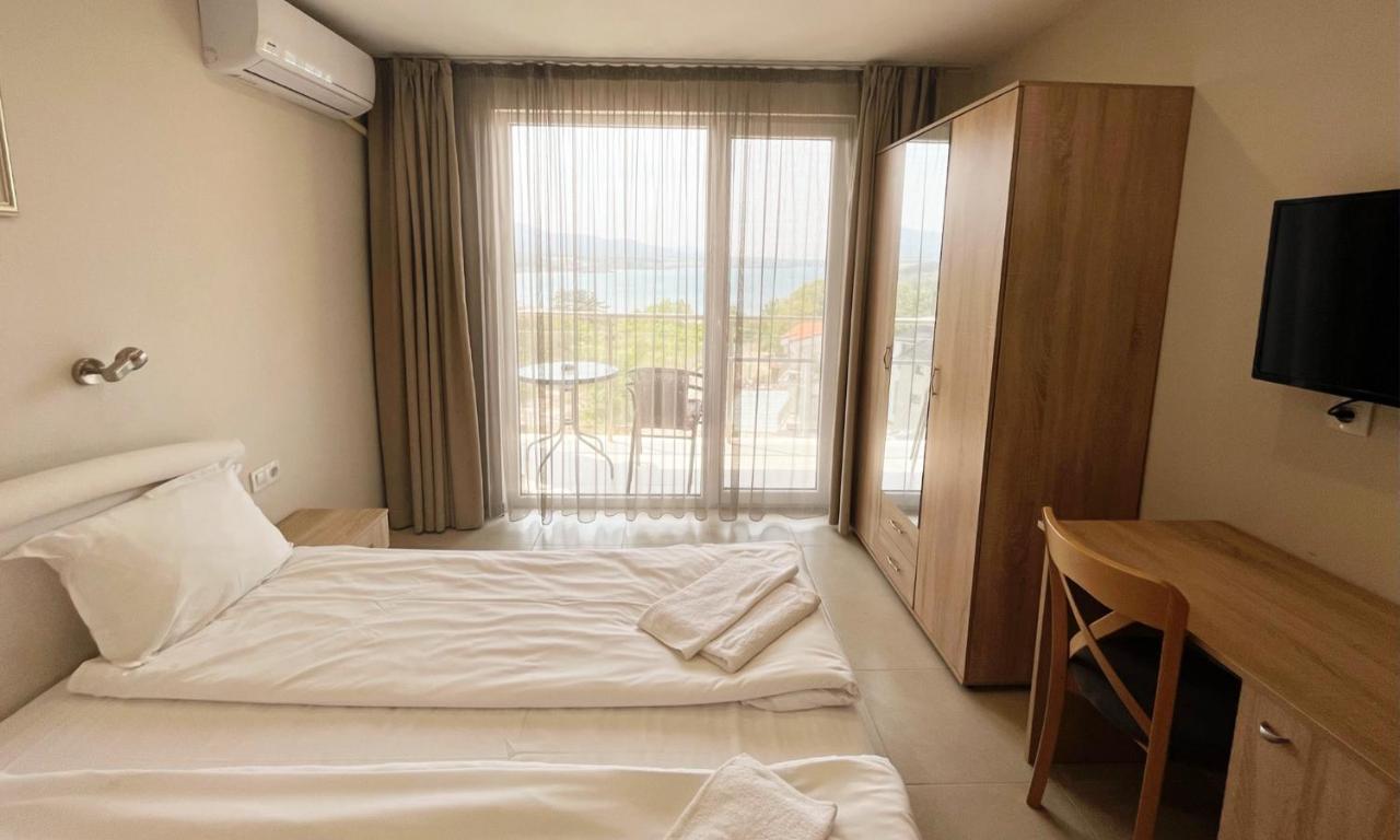 семеен сирена Hotel Achtopol